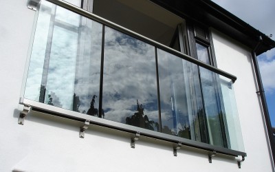 Балконное ограждение из стекла