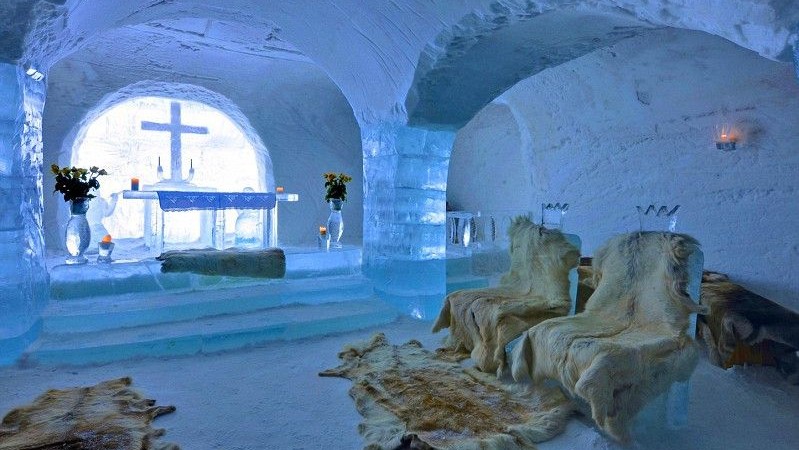 Ледяной Отель